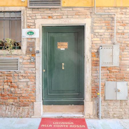 Alla Corte Rossa Venice Exterior photo