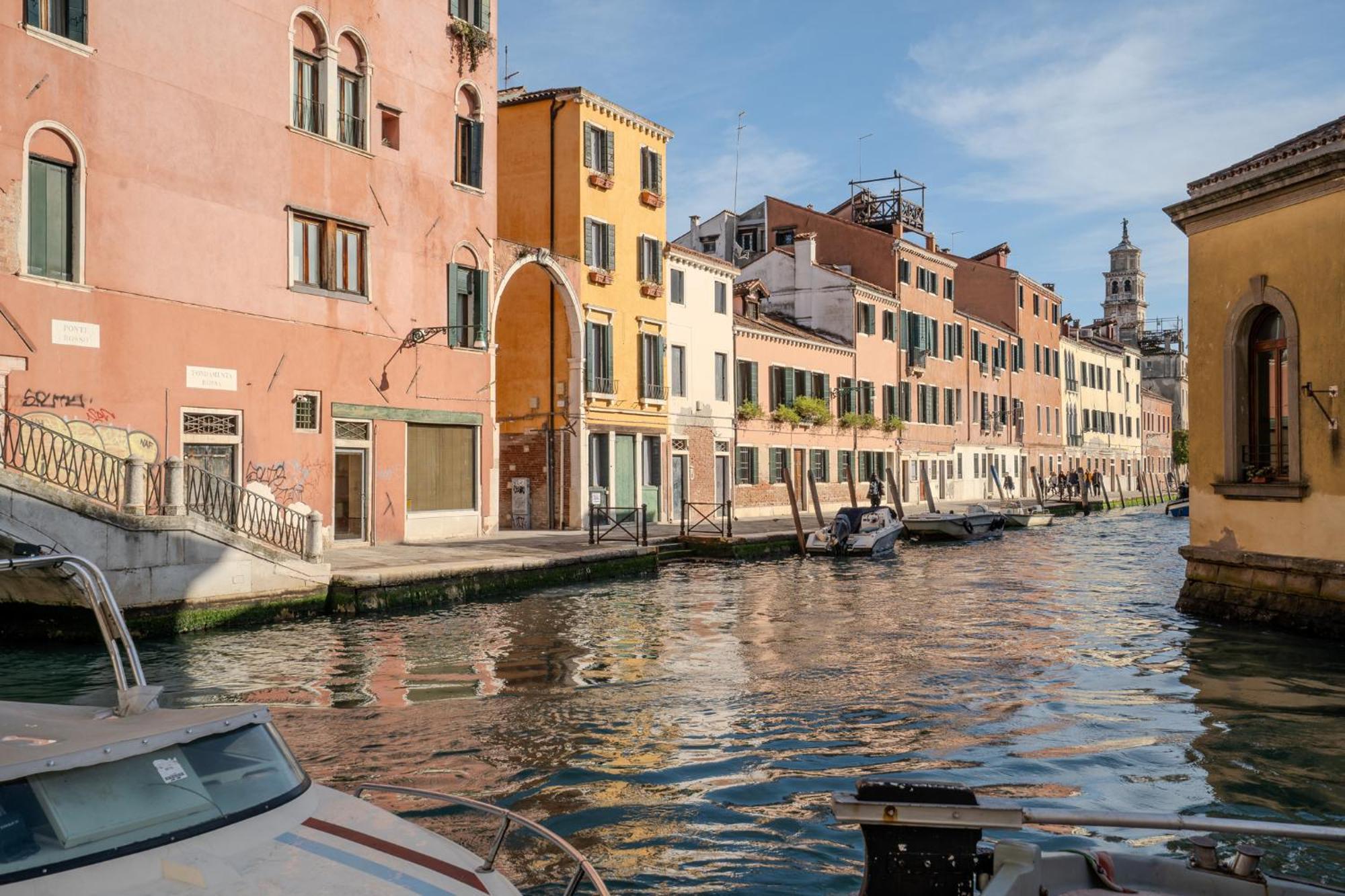Alla Corte Rossa Venice Exterior photo