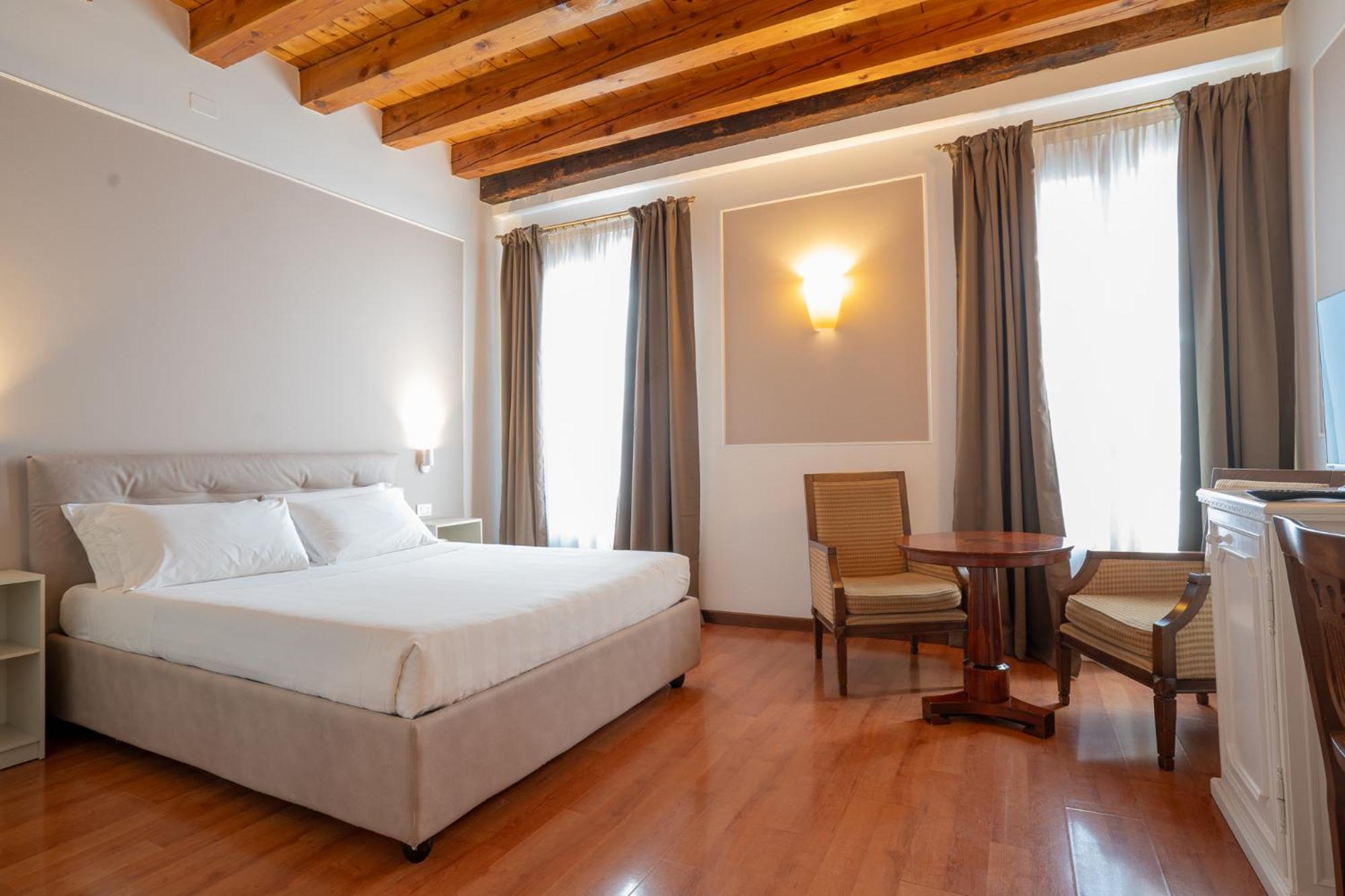 Alla Corte Rossa Venice Exterior photo